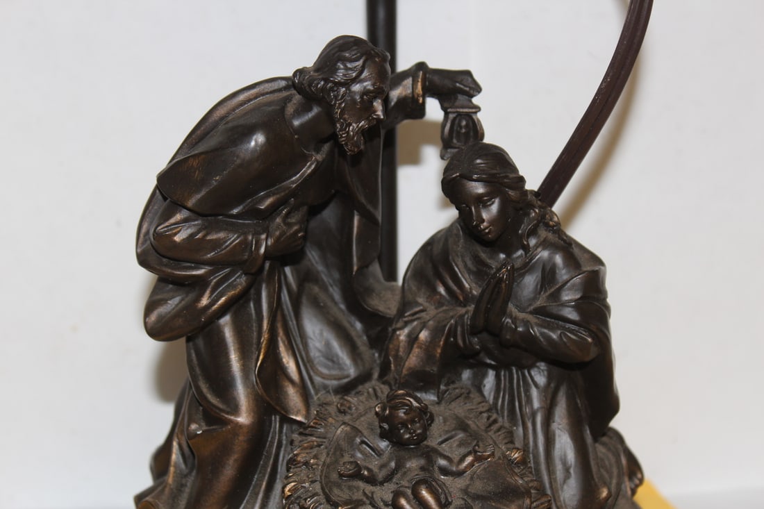 A Nativity Lamp Base - 2