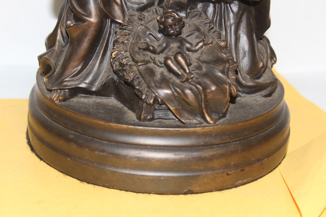 A Nativity Lamp Base - 3