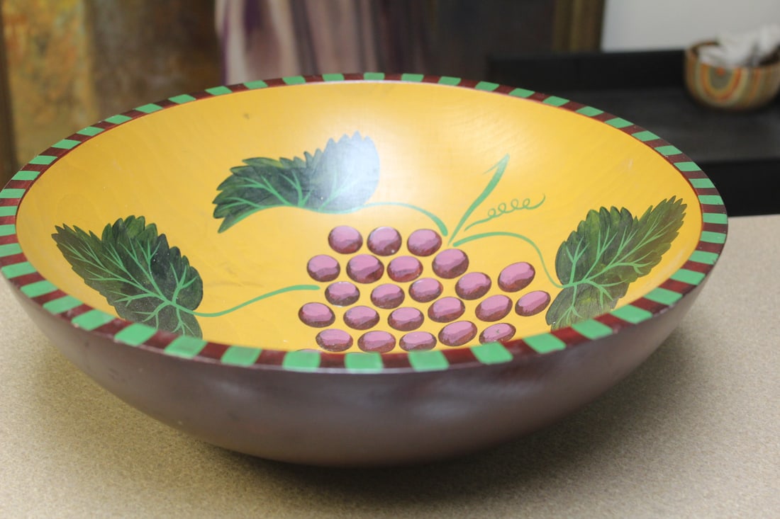 Hand Painted Sherwood Forest Design: 14 5/8" in diameter