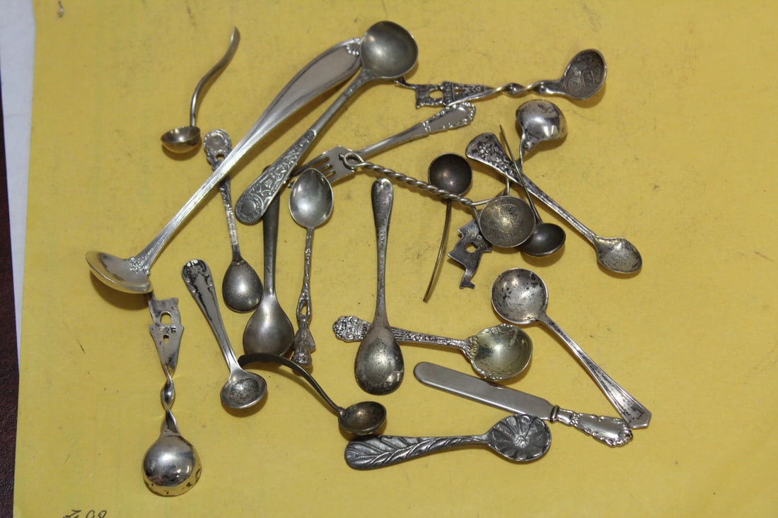 A Lot of Small Spoons: sterling, 800, and silverplated - longest= 4 5/8"