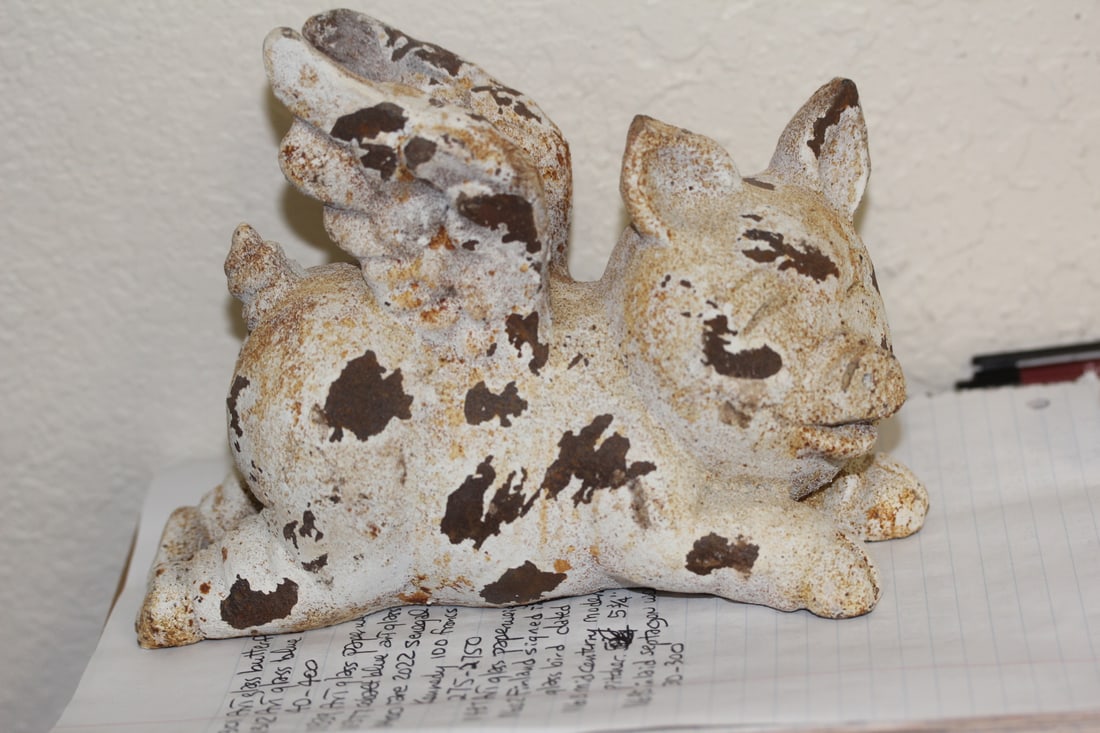 Flying Pig: composite material - 7 1/2" across