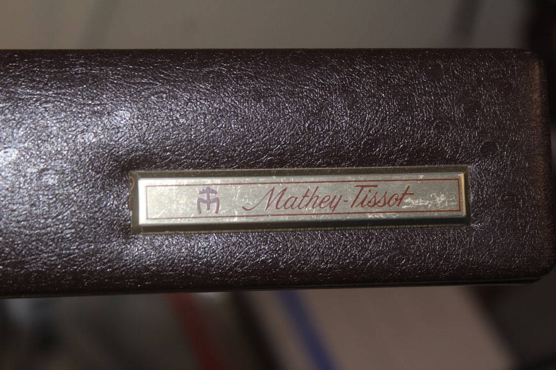 Mathey-Tissot Empty Watch Case - 2