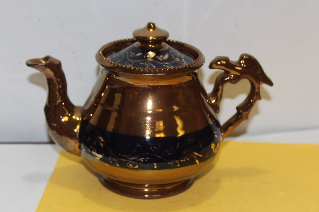 A Ceramic Lusterware Teapot - 2