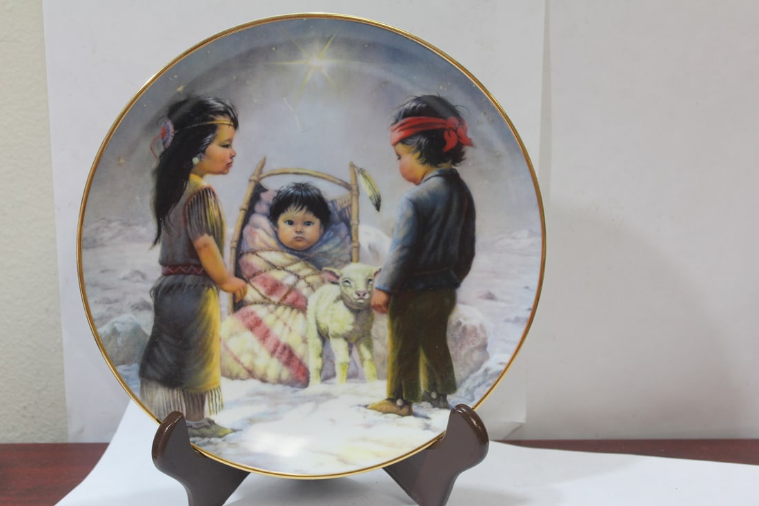Native American Motif Collector's Plate by Perillo: 9 3/8" in diameter