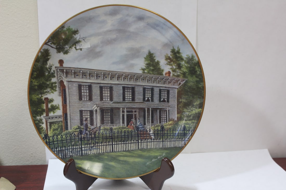 A Collector's Plate by John Alan Maxwell: 10 5/8" in diameter