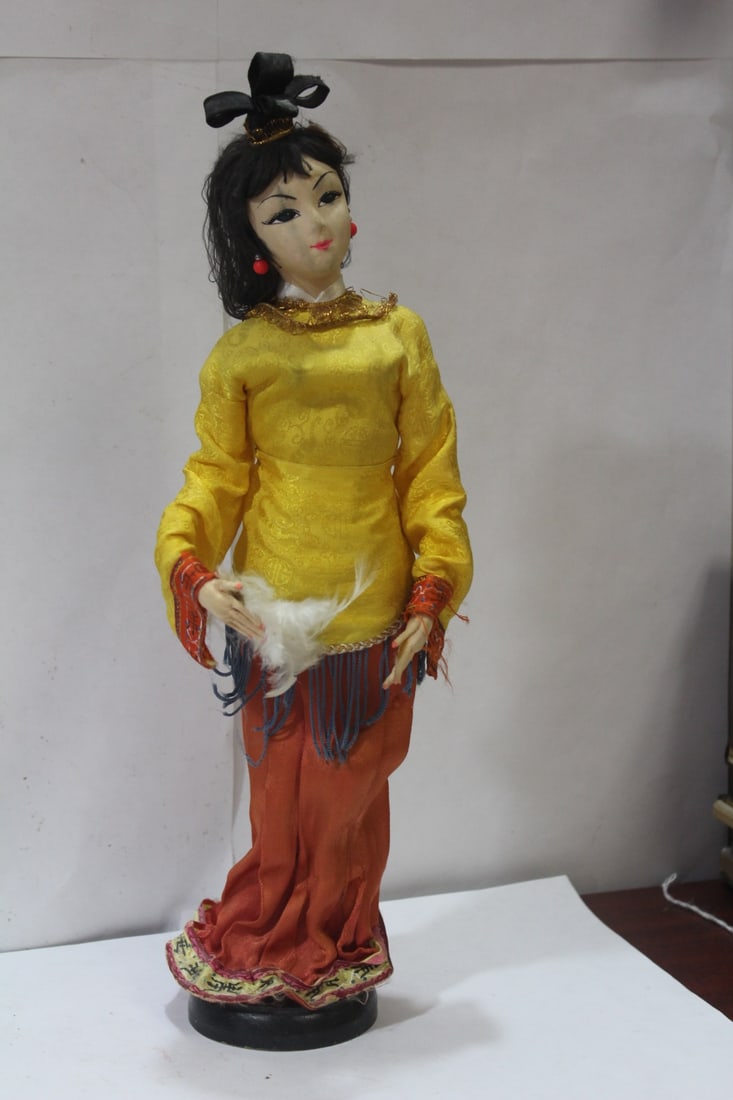A Vintage Chinese Doll: 14 7/8" tall