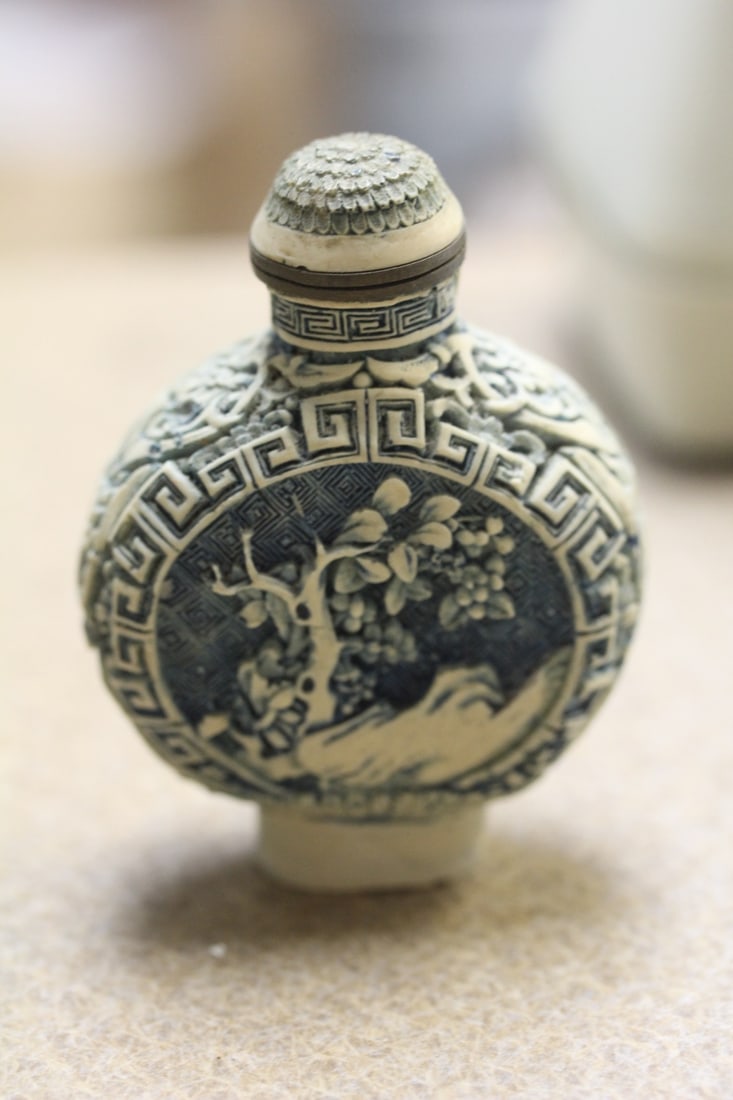 Vintage Chinese Snuff Bottle: well carved - composite material - 3 inches tall