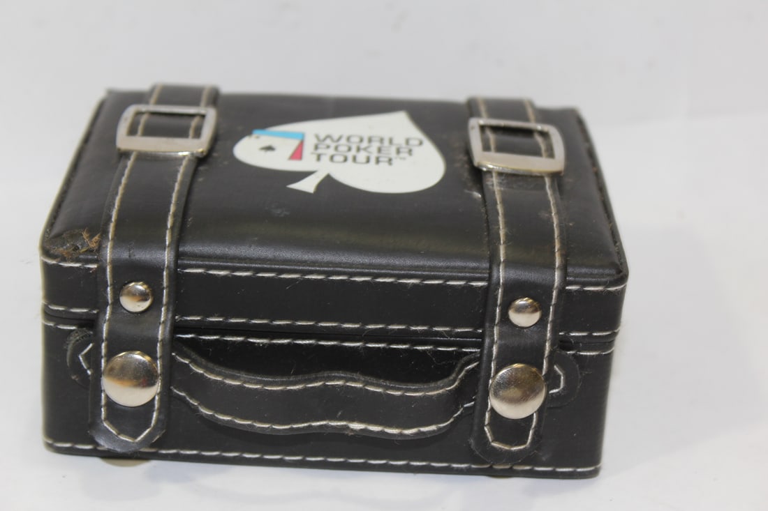 A World Poker Tour Playing Cards Box: 4 7/8" across