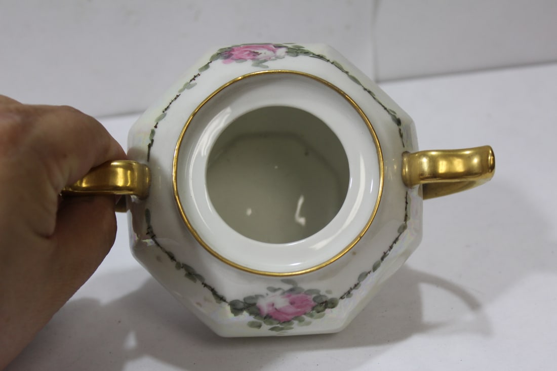 A Lusterware Sugar Container - 7