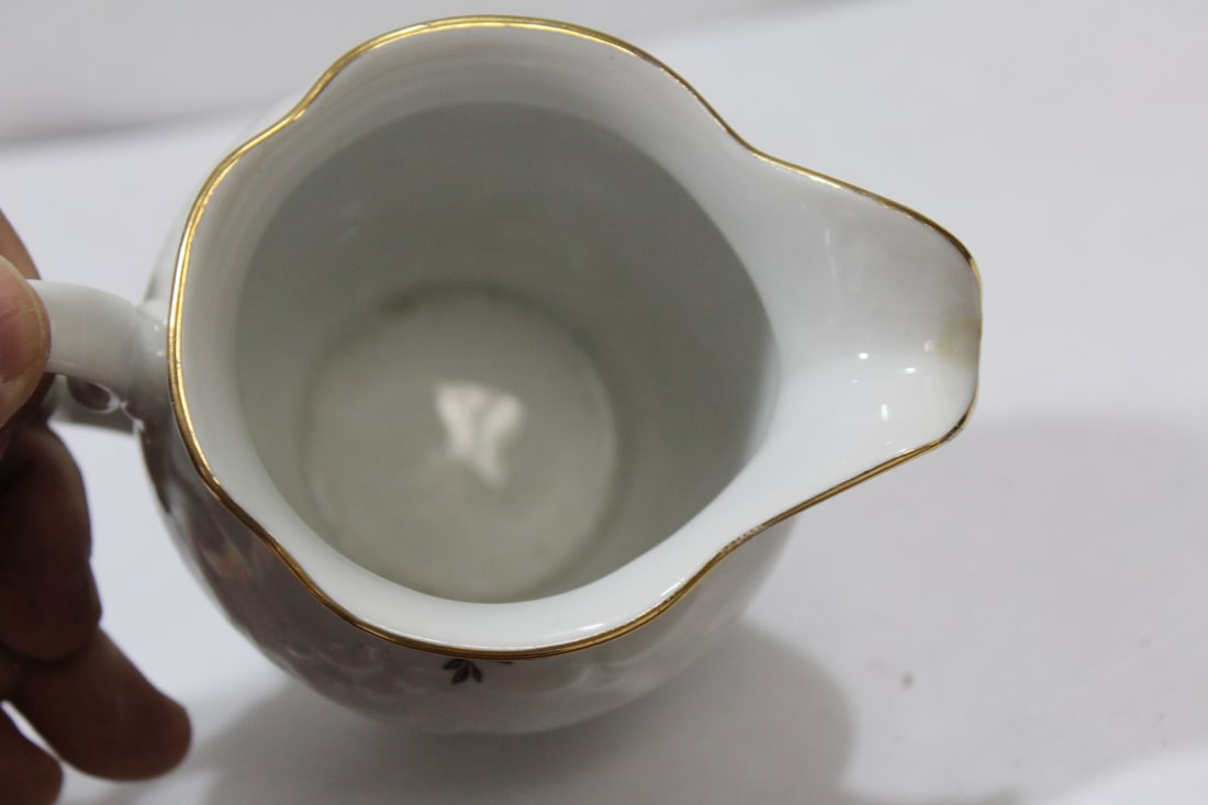 A Ceramic Creamer - 8