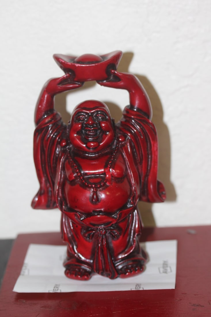 Resin Buddha: 6 inches tall