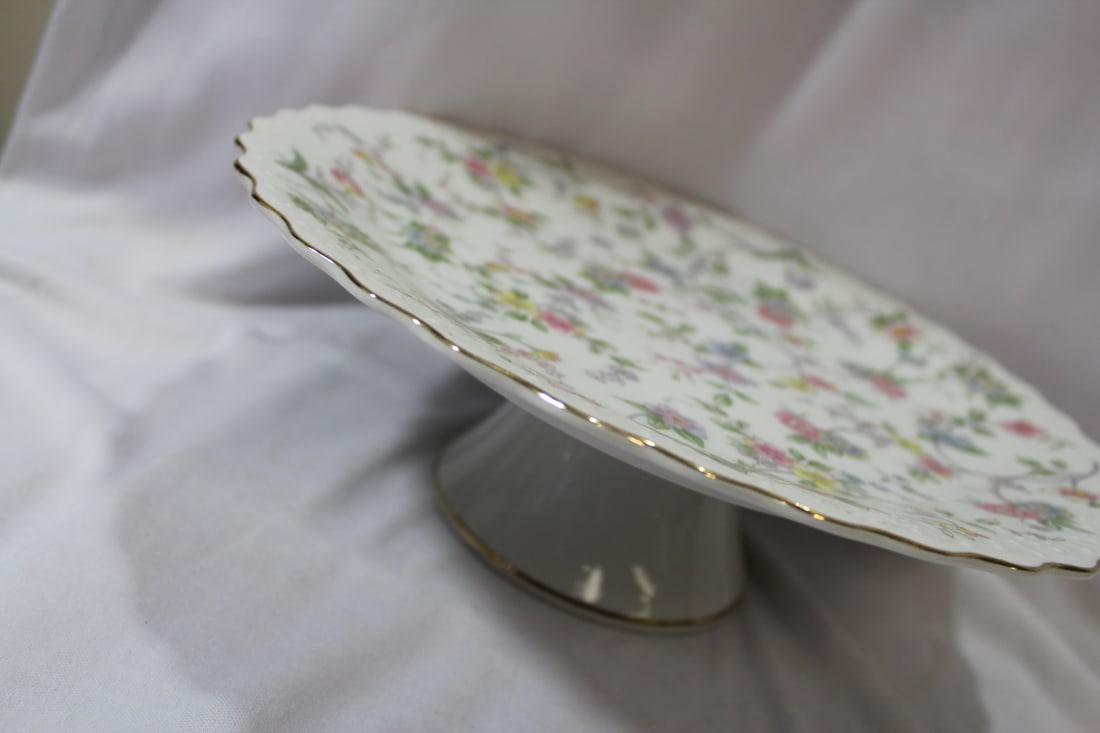 A Ceramic Cake Plate - 6