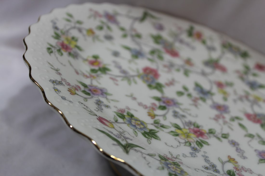 A Ceramic Cake Plate - 8