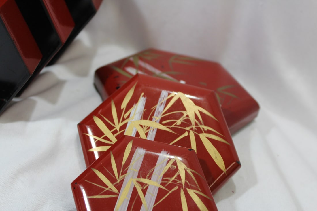 A Japanese Lacquer Stacking Box - 6