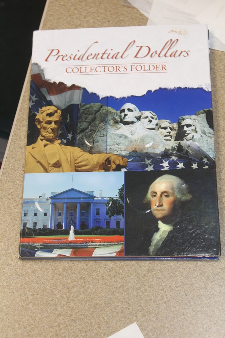 Presidential Dollars Collector's Folder: full - all 45 coins of $1.00