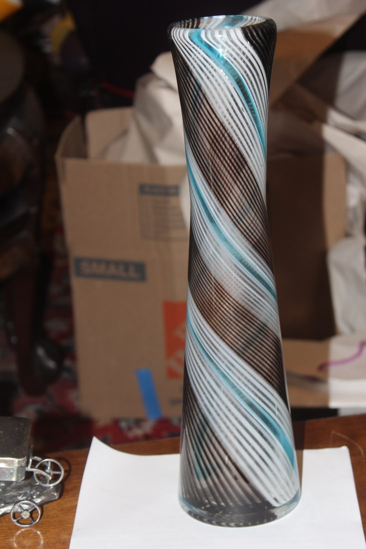 Art Glass Vase: 14 3/4" tall