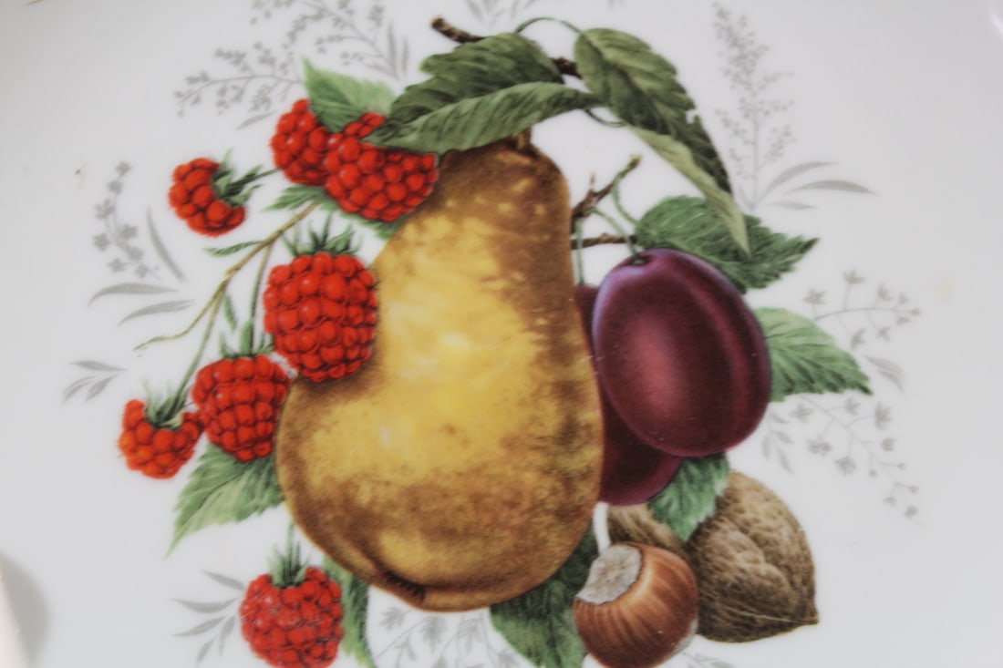 A German Fruit Plate - 2