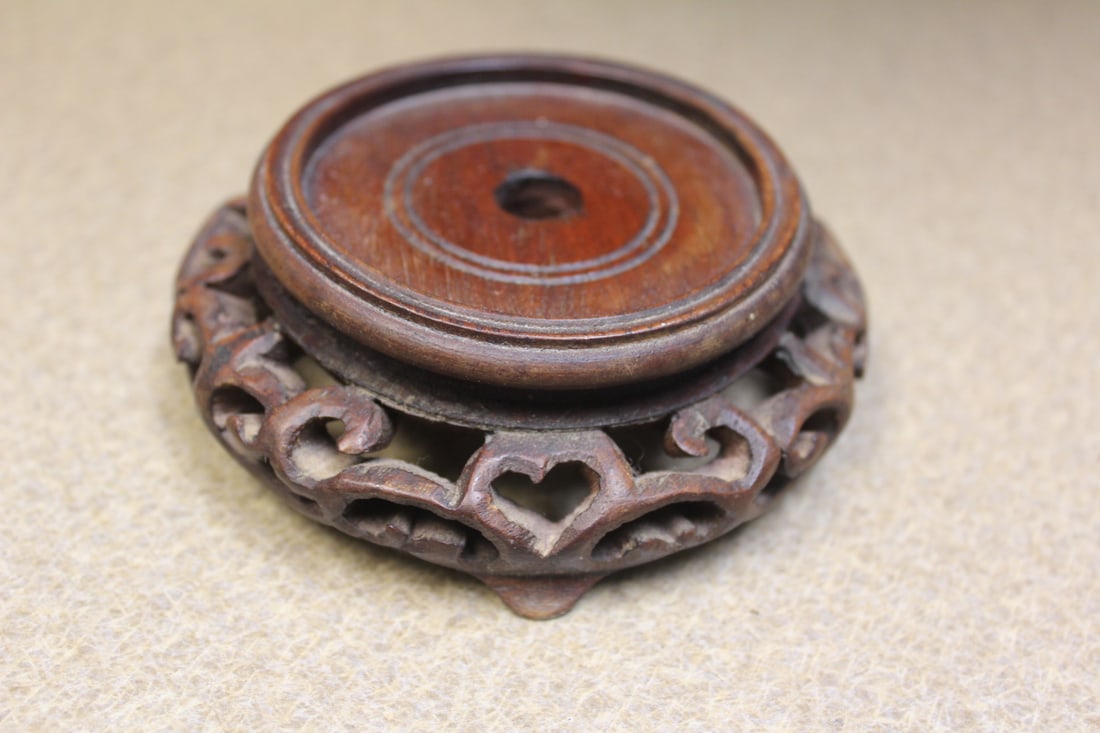 Vintage/Antique Chinese Wood Stand: well carved - inside diameter: 2 3/8" - marked China
