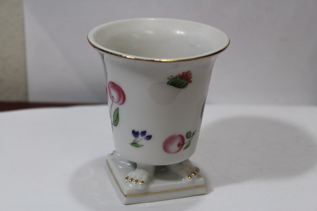 A Signed Cup on Stand: 3 3/8" tall
