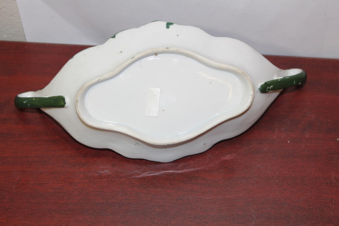 A Nippon Ceramic 2-Handle Container - 3