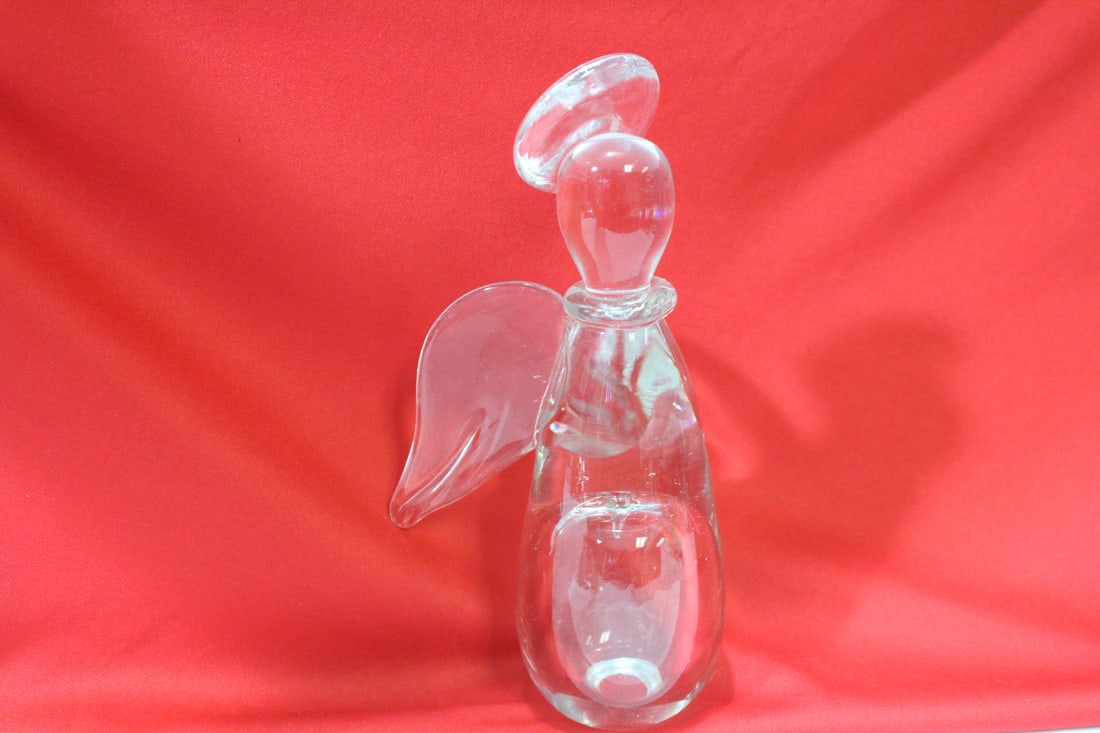 A Glass Angel: 8" tall