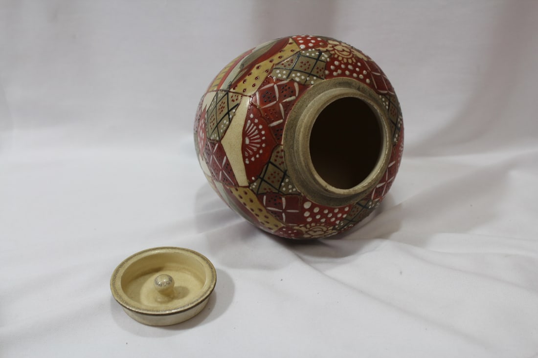 A Satsuma Jar - 5