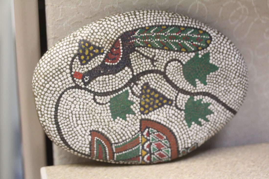 Mosaic art stone plaque: 5 3/4" in diameter