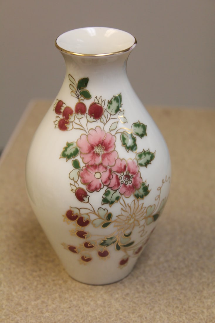 Zsolnay Vase - 2