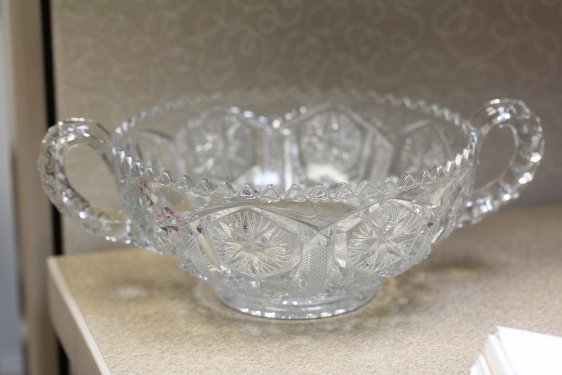 2 Handle glass bowl: 6 1/2" in diamter without the handle