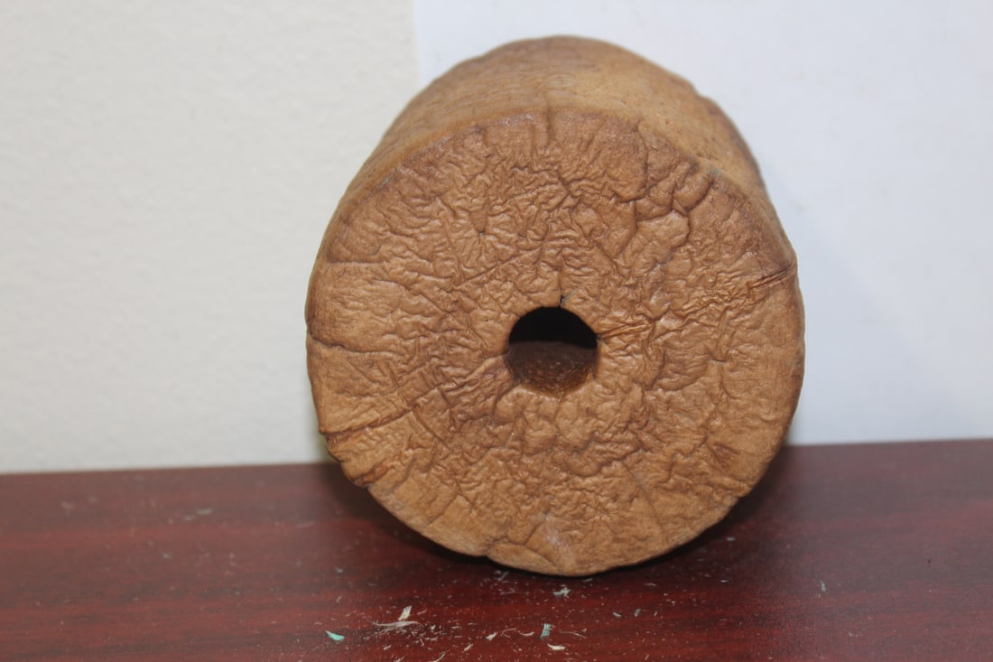 A Wood or Sponge Floater: 3 1/2" tall