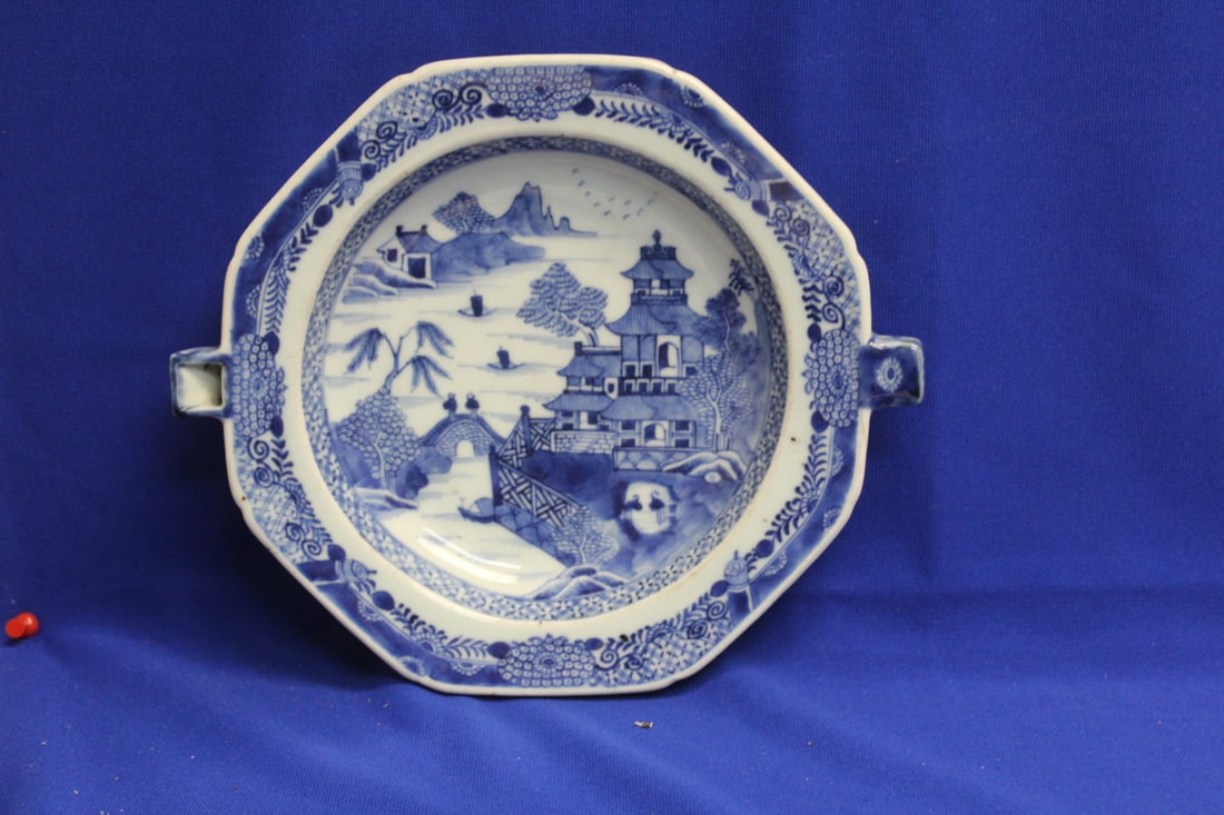An Antique Canton Warmer: please note: hairlines, as shown - 10 5/8" in diameter to include spout