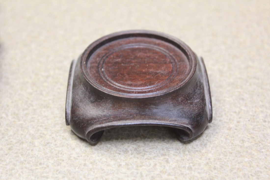 Vintage Wooden Vase Stand: small: inside diameter= 1 3/4" - made in Hong Kong