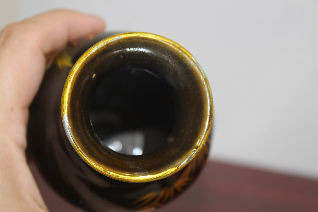 A Lack Lacquer? Vase - 5