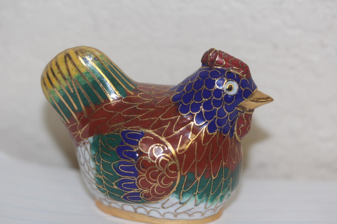 Chinese Cloisonne Rooster: 2 5/8" across