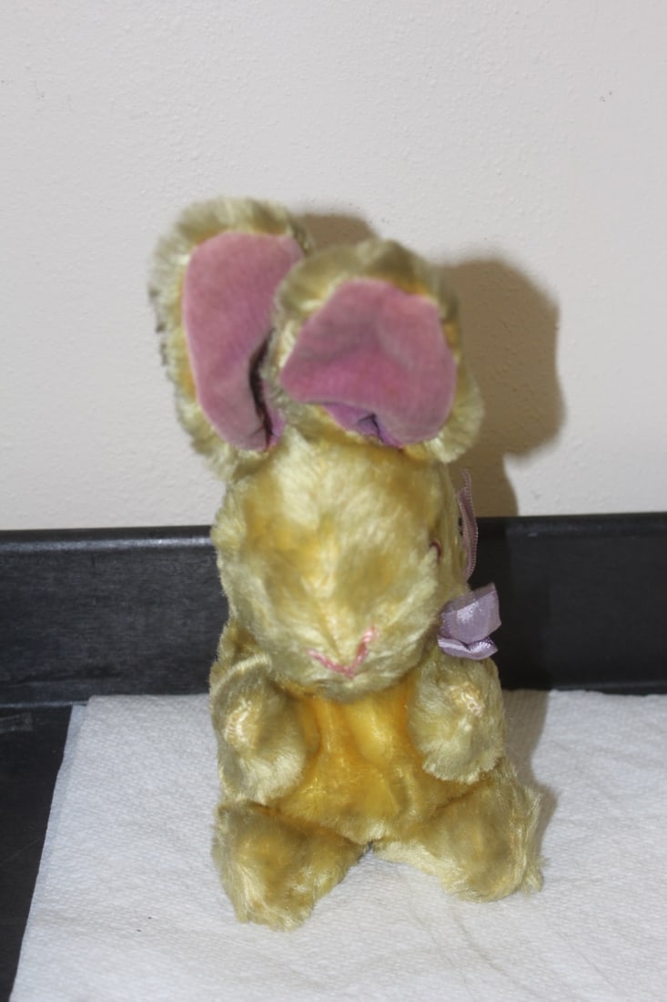 Vintage/Antique Mohair Bunny: 8" tall