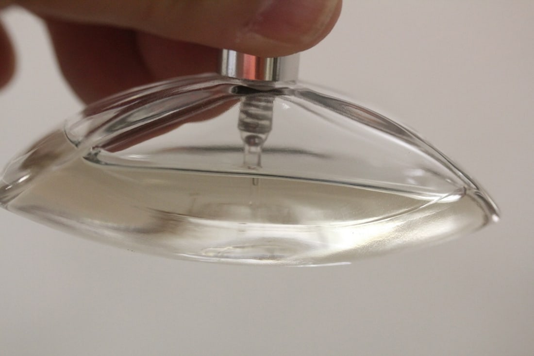 A Small Parfume Spray - 2