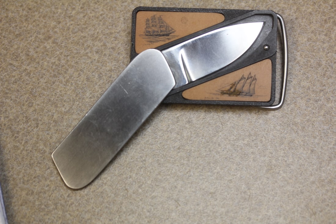 Rare Gerber Belt Buckle Knife: as shown