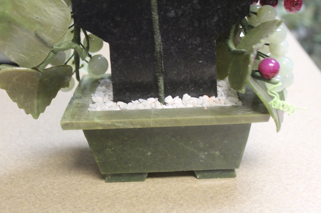 Jade Tree, Jade Pot - 7