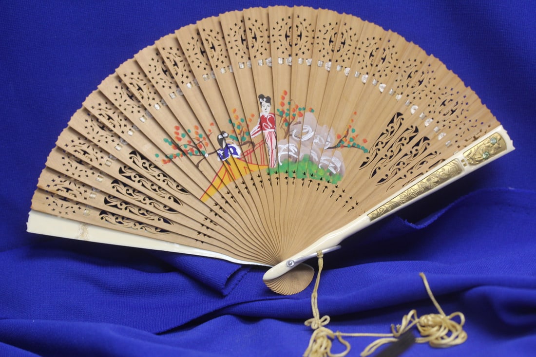 A Chinese Cedar Fan: in a box - Hong Kong