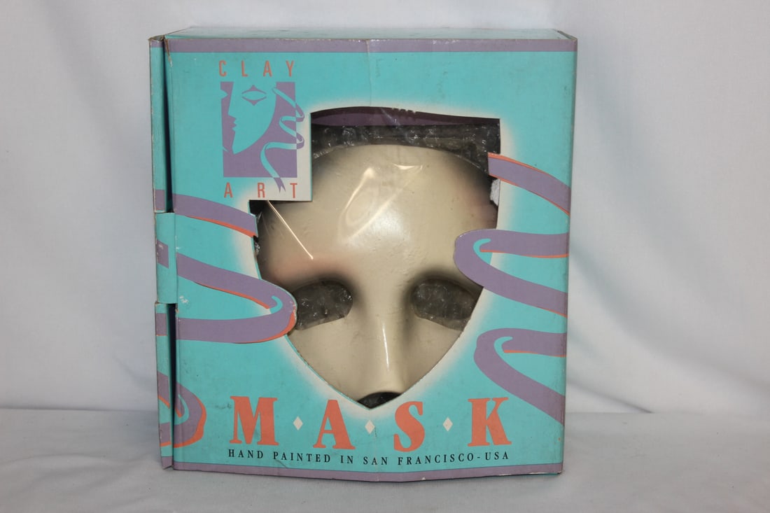 A Clay Art San Fransisco Mask: boxed - approximately 7 1/2" long
