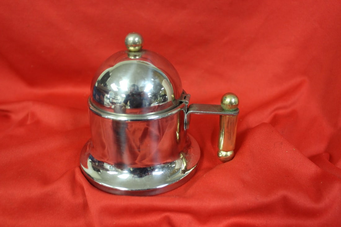 A Vev Vigano Kontessa Gold Inox Teapot: 4 5/8" tall