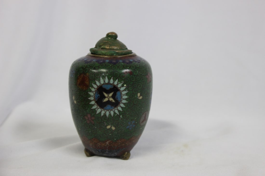 An Antique Japanese Jar with Lid: please note: lid possibly a replacement - 3" tall