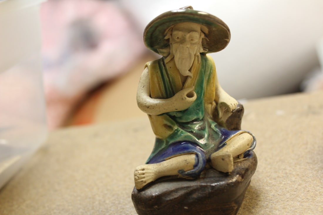 Vintage Chinese Mudman: 4" tall