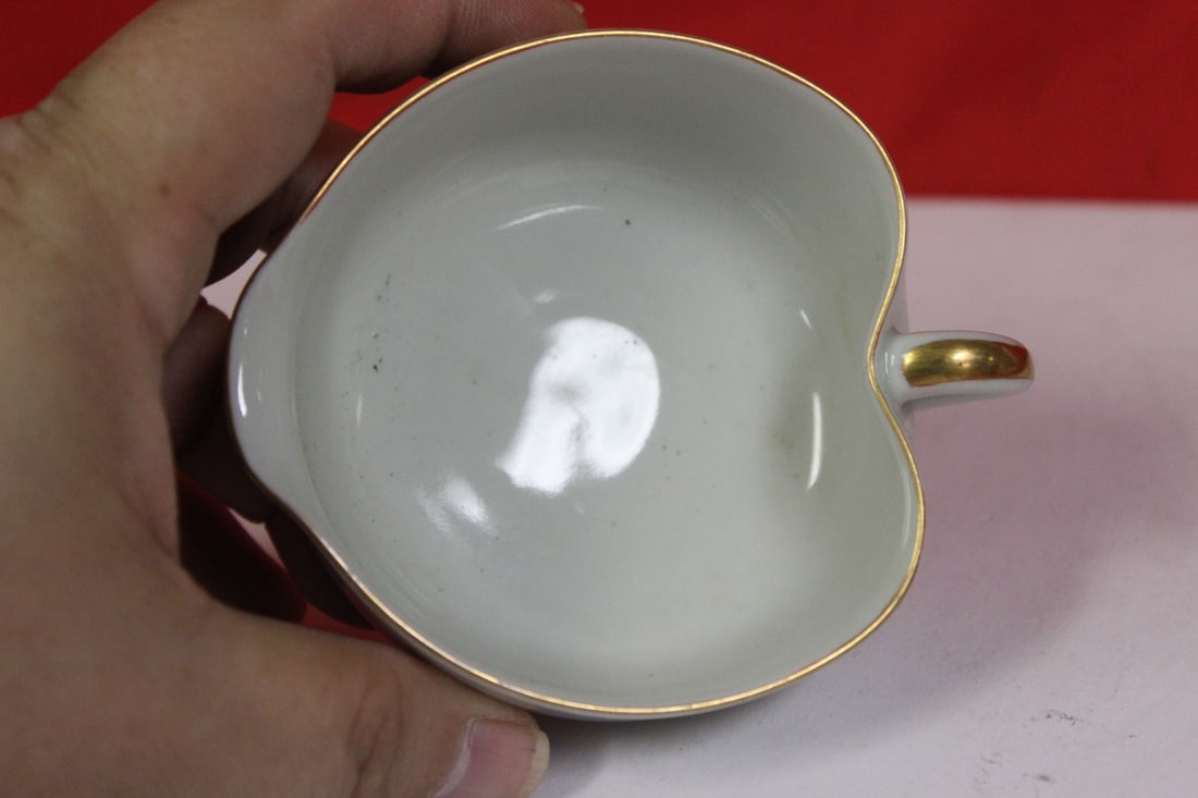 A Signed Kutani Cup - 5