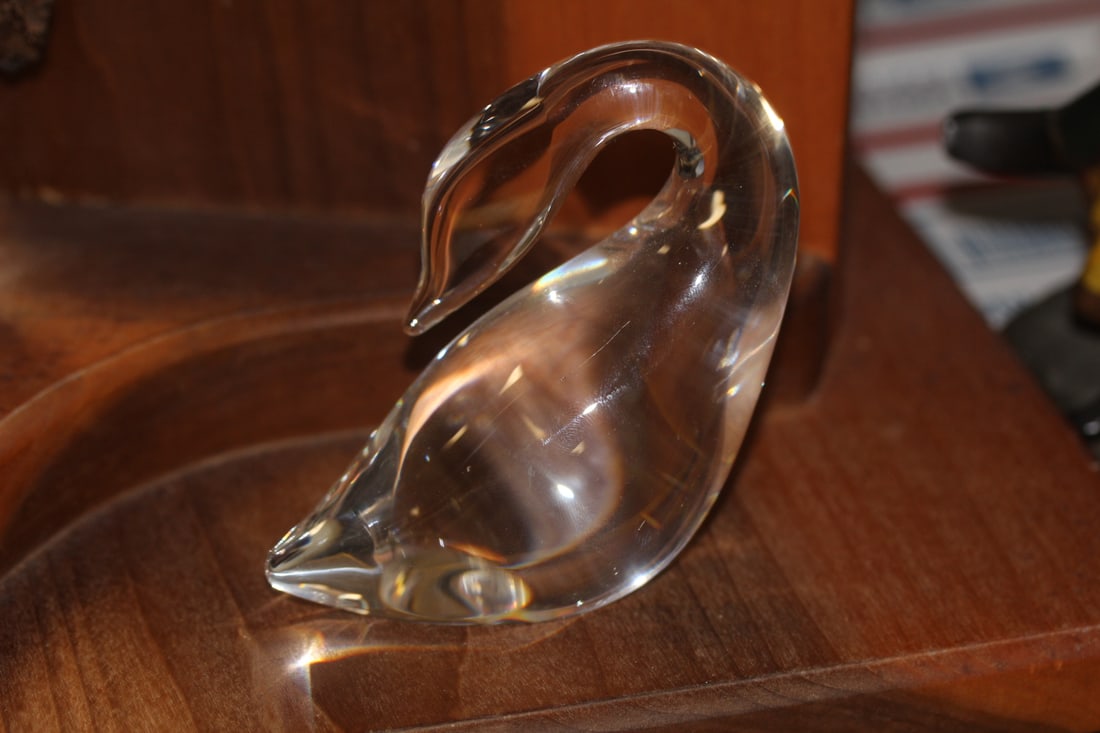 Steuben Swan - 2