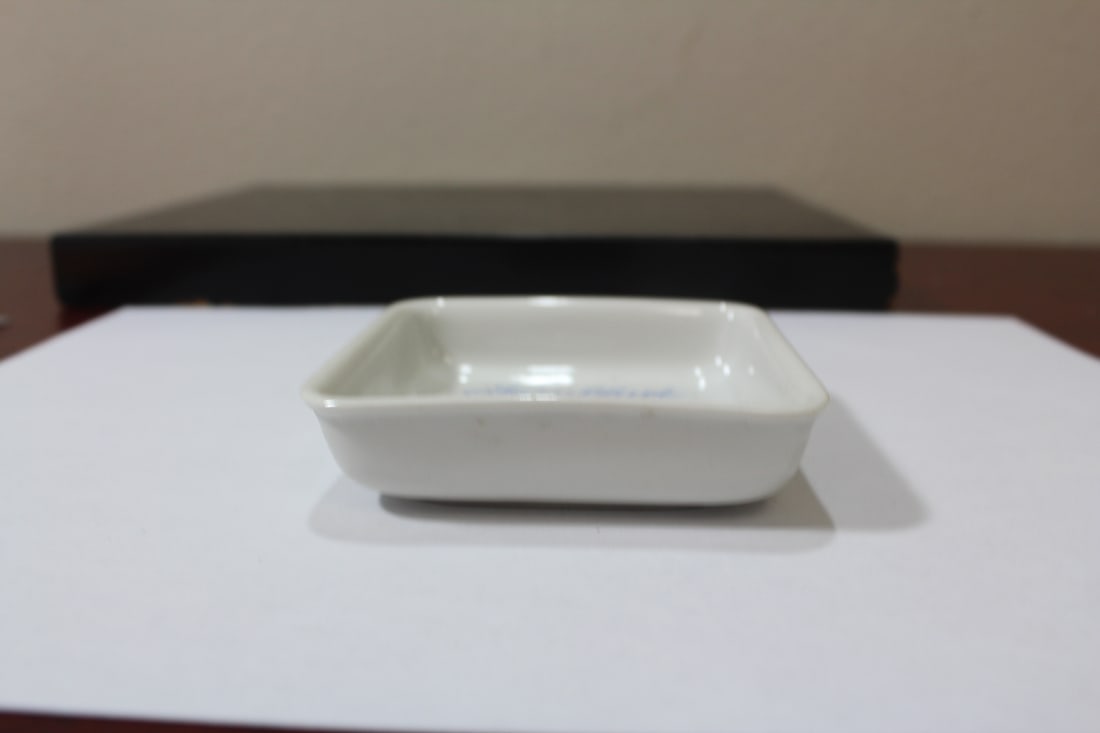 A German Ceramic Ashtray - 2