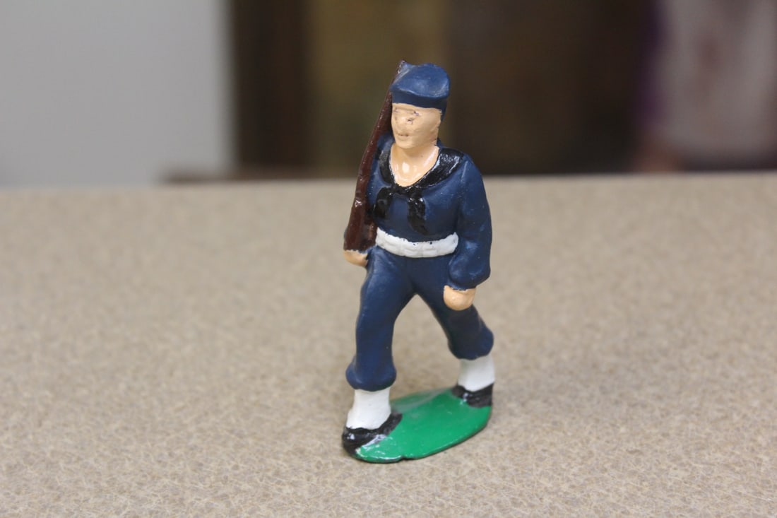 Cast Iron Soldier: 3 1/4" tall