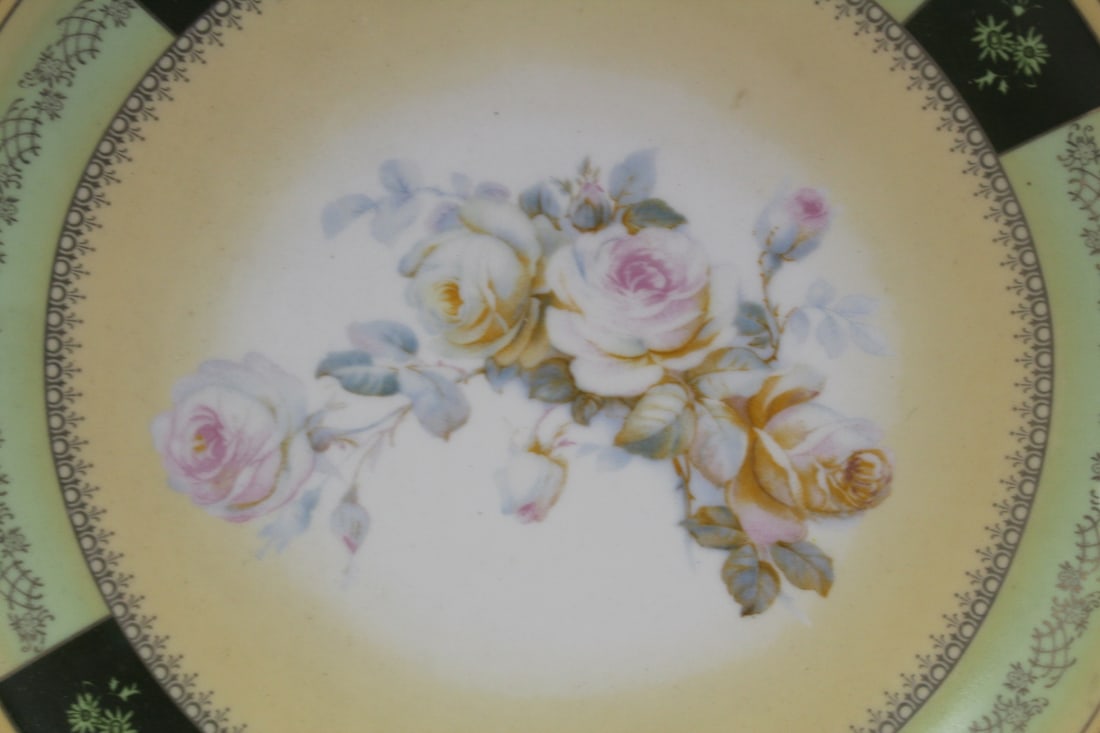 A Two Handle Plate - 2