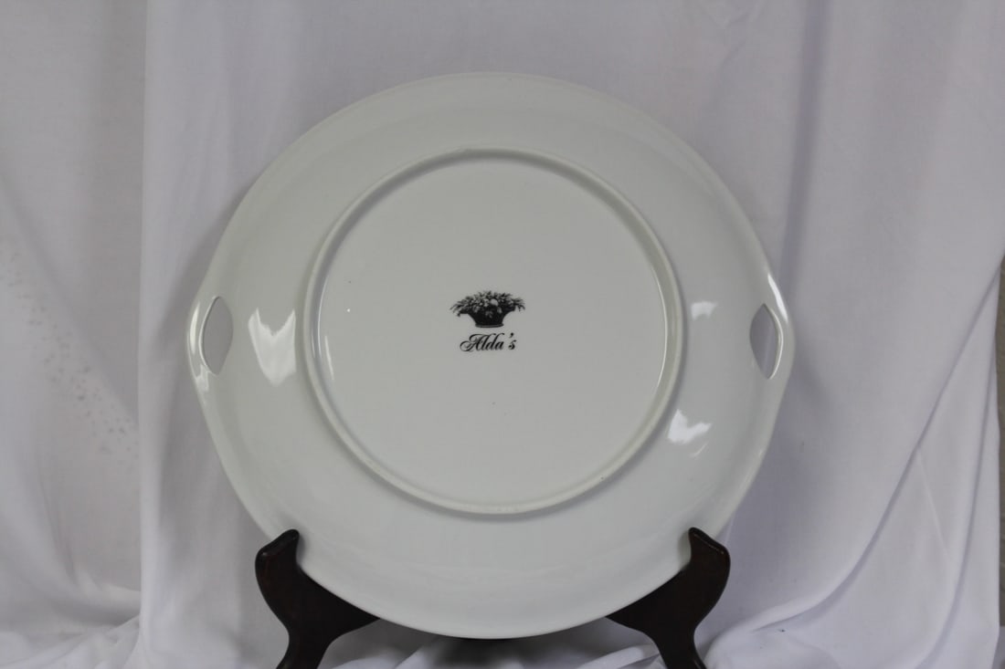 A Two Handle Plate - 3