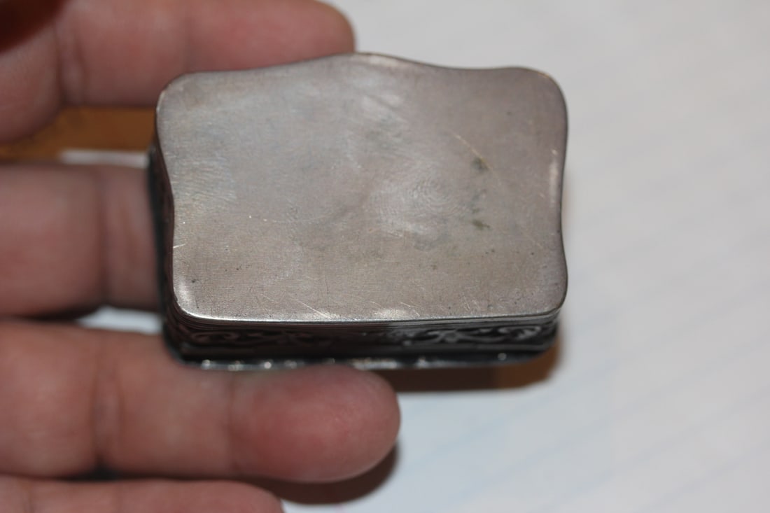 Repousse 800 Silver Trinket Box - 3